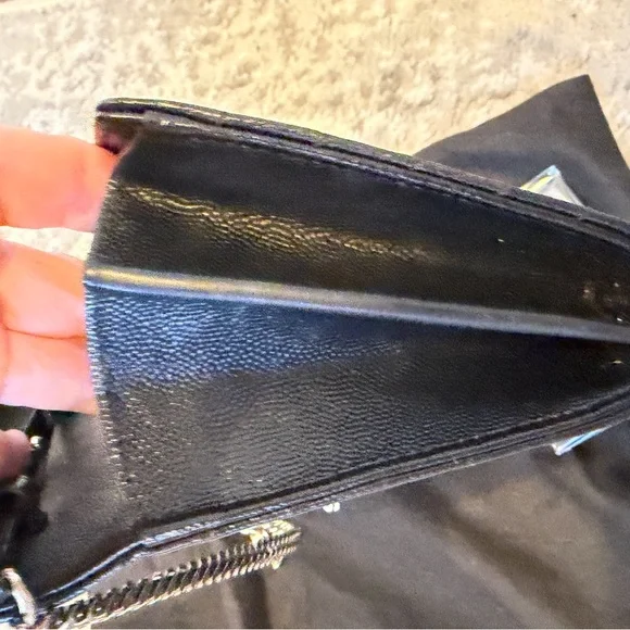 100% Authentic YSL CLASSIC CASSANDRE CHAIN WALLET IN GRAIN DE POUDRE LEATHER - Picture 8 of 9